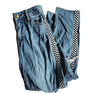 》Empyre Checker Print Light Wash Denim Mom Jeans Ripped Distressed Pants Size 3